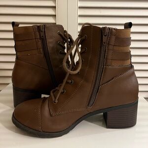 BRASH Women’s Fall Heeled Lace-Up Boots Size 6